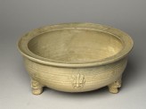Greenware tripod bowl with hoof-shaped feet (EA1956.942)