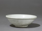 White ware bowl with thick rolled rim (EA1956.1199)