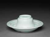 White ware cup stand (EA1956.1379.a)