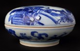 Blue-and-white box and lid with moon goddess Chang E