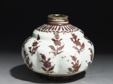 Jar with floral patterning