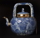 Blue-and-white winepot surmounted by kylin, or horned creature