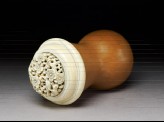 Gourd cricket cage with ivory lid