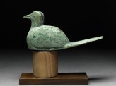 Finial ornament in the form of a dove