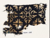 Textile fragment with quatrefoils and groups of four arrows