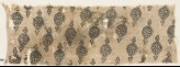 Textile fragment with ovals tipped with fleurs-de-lys (EA1990.456)