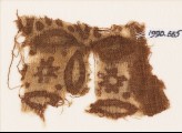Textile fragment with rosettes and quatrefoils (EA1990.665)