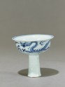 Blue-and-white stem cup with a dragon and flower