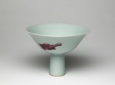 Stem cup with fish (EAX.1413)