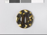 Tsuba with plum blossoms and dewdrops amid snow