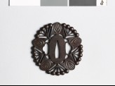 Tsuba with arrow-shaped leaves and umbel flowers