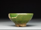 Bowl with green glaze
