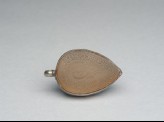 Heart-shaped bezel amulet from a pendant, with nasta’liq and thuluth inscription