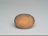Oval bezel amulet from a bracelet, with thuluth inscription and medallion decoration