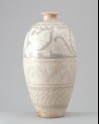 Cizhou ware meiping, or plum blossom, vase with floral decoration (LI1301.309)