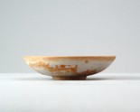 White ware dish with floral scroll decoration (LI1301.327)