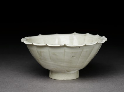 White ware bowl with lobed rimoblique