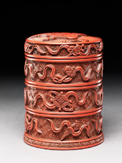 Lacquered box with auspicious symbolsoblique