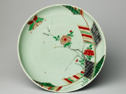 Dish with a butterfly and peony spraytop