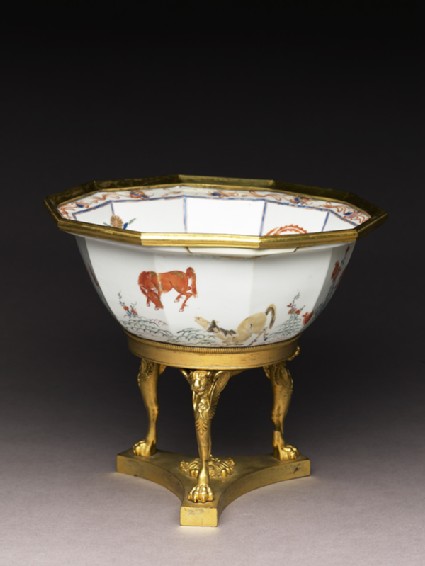 Bowl with horses and English Empire-style mountsoblique, before conservation