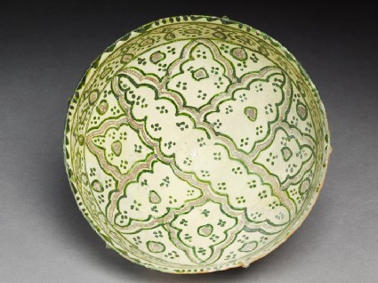 Bowl with elaborate eight-pointed figuretop