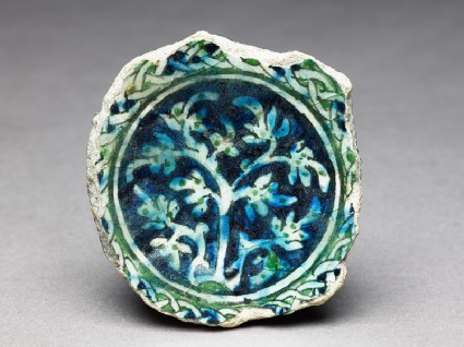 Base fragment of a bowl with treetop