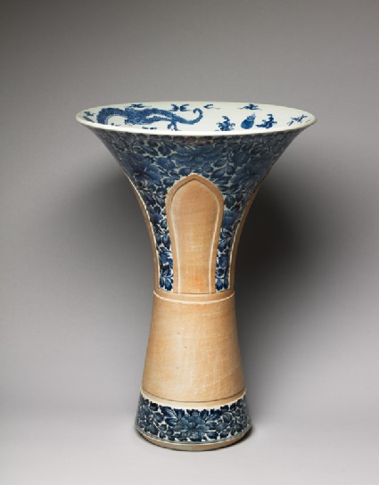 Birdcage vase without its fittingsoblique