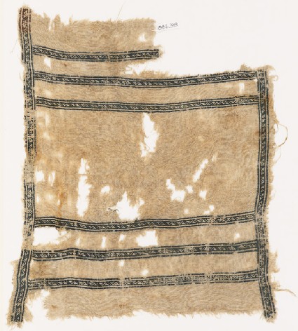 Textile fragment with bands of S-shapesfront
