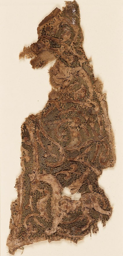 Textile fragment with interlacing vines and an animal, probably a griffinfront