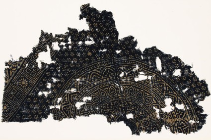 Textile fragment with large medallion, petals, and rosettesfront