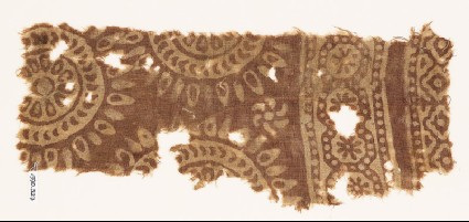 Textile fragment with circles and petalsfront