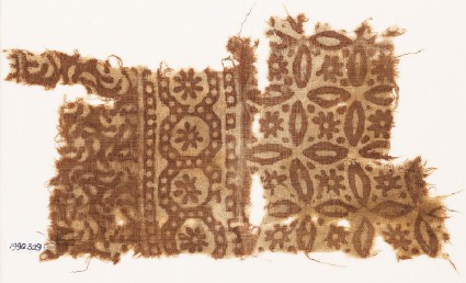 Textile fragment with rosettes, roundels, and quatrefoilsfront