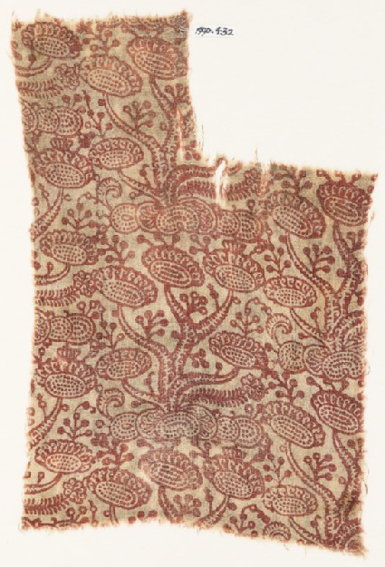 Textile fragment with stylized plants with oval flower-headsfront