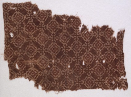 Textile fragment with stepped squares, linked by Maltese crossesfront