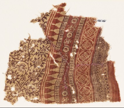 Textile fragment with tendrils, flowers, leaves, and bands with flowers and quatrefoilsfront