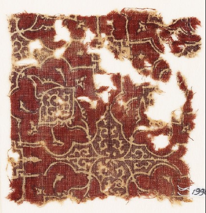 Textile fragment with lobed medallionsfront