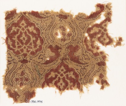Textile fragment with medallions and dotted tendrilsfront