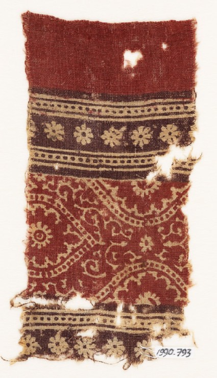 Textile fragment with medallions and rosettesfront