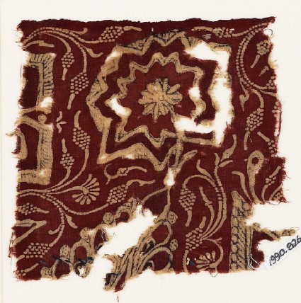 Textile fragment with stylized flowersfront