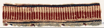 Textile fragment with pillarsfront