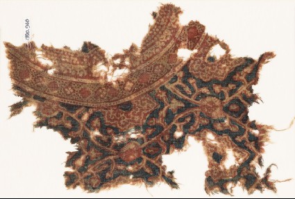 Textile fragment with interlacing tendrils and leavesfront