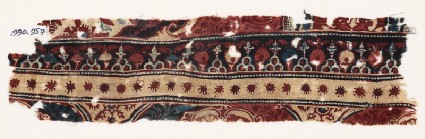 Textile fragment with flowers or stars, trefoils, and circlesfront