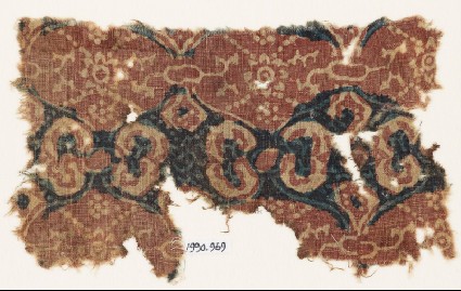Textile fragment with linked medallions and rosettesfront