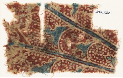 Textile fragment with overlapping petalsfront
