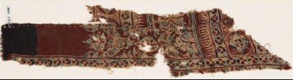 Textile fragment with quatrefoils and medallionsfront