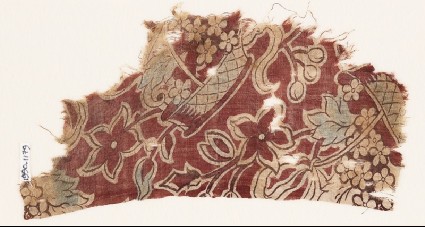 Textile fragment with baskets of flowersfront