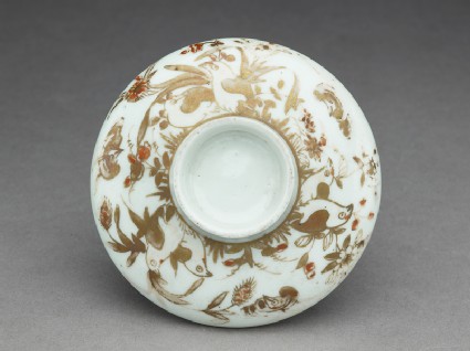 Lid with quails and flowerstop