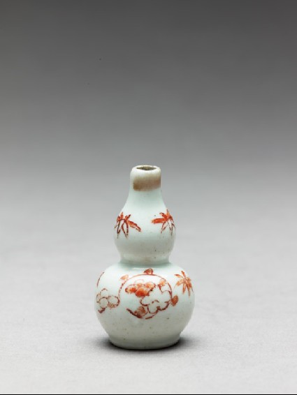 Miniature bottle in double-gourd formside