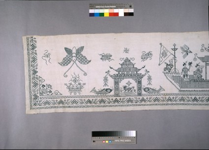 Valance with crows, lions, phoenixes, and dragon boatsfront, section