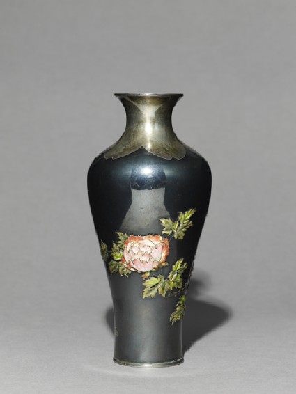Baluster vase with poppies and tree peoniesside